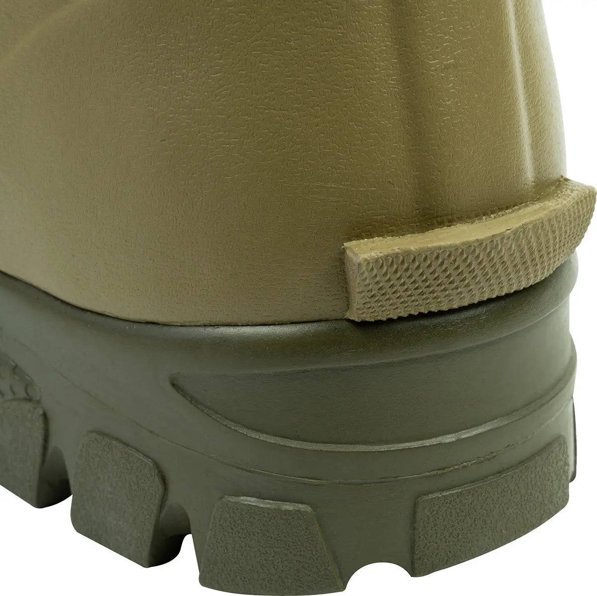 Detailed view of the heel on the Jack Pyke Ashcombe Neoprene Wellie Boot, featuring reinforced rubber for added durability and support.