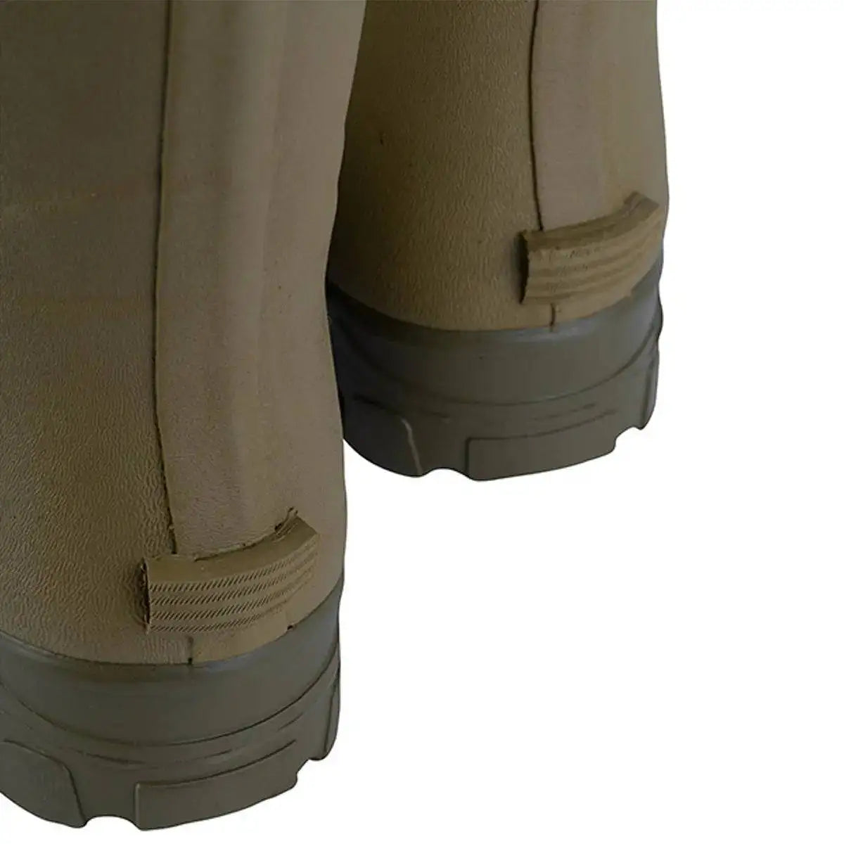 Close-up of the heel and pull-tab on Jack Pyke Ashcombe Zip Wellie Boot, designed for easy wear and enhanced durability. from John Bull Clothing