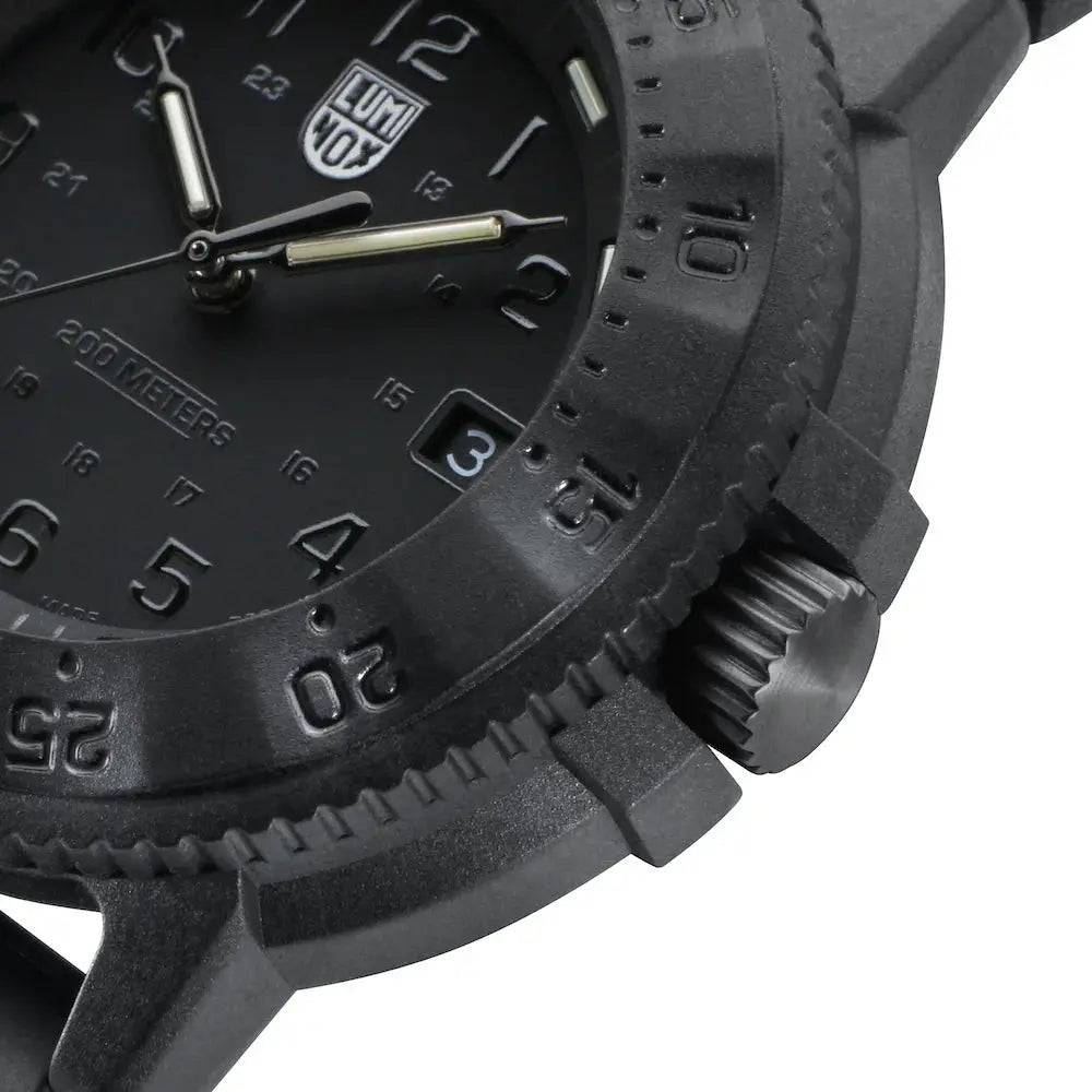 Detailed view of the Luminox Original Navy Seal 3000 Series Watch bezel and crown, emphasizing its durable construction and water resistance.