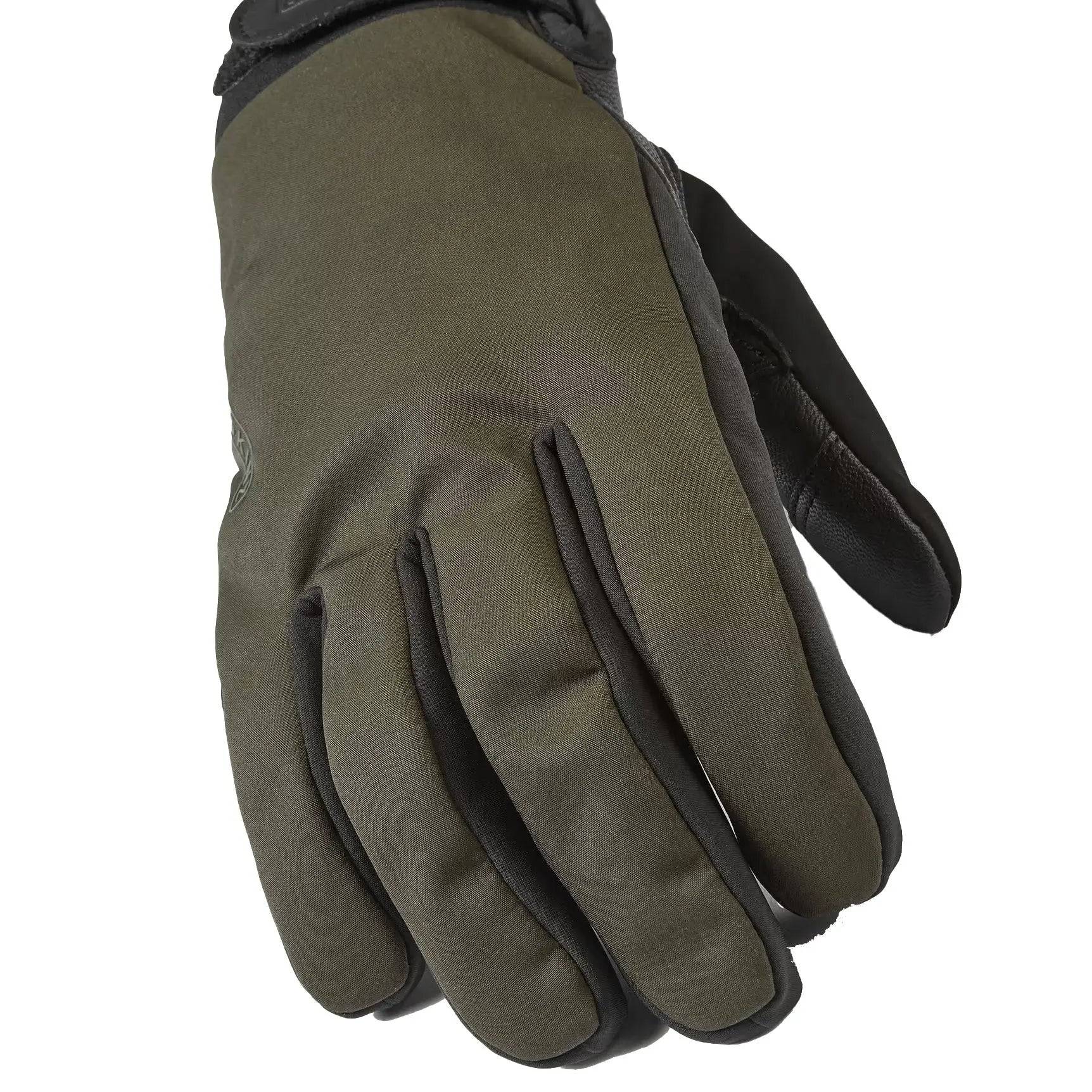 Close-up of SealSkinz Kelling Waterproof Gloves All Weather Insulated in green, showing flexible and weather-resistant outer shell.
