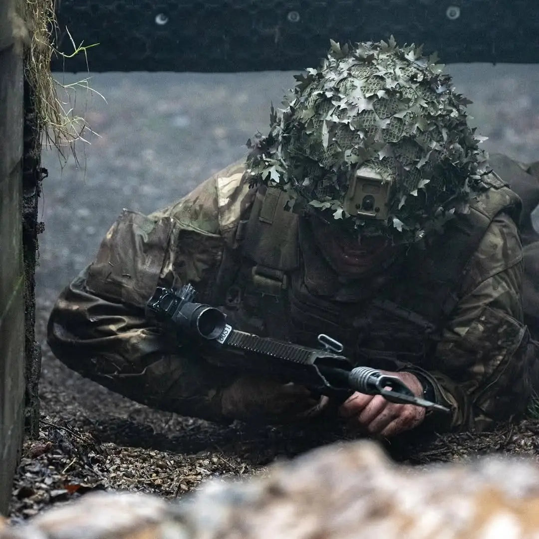 Spectre Helmet with 3D Leaf Crawling Soldier