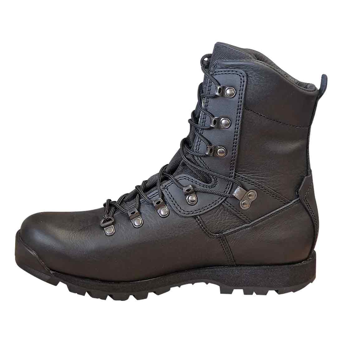 Side view of Altberg Tabbing MK3 Black Police Boot showcasing its sturdy leather build, ankle support, and slip-resistant sole for security personnel.