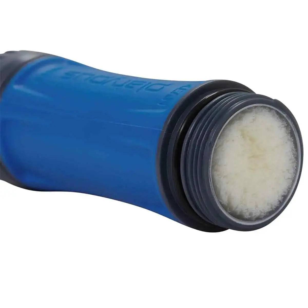 Close-up of the Platypus Quickdraw 2L Filter System's filtration unit, showcasing its advanced water purification technology.