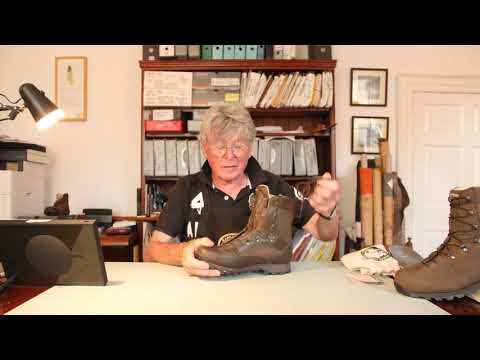 Altberg Leder-Box Nubuk Suede Shoe Care Spray Video on How To Use