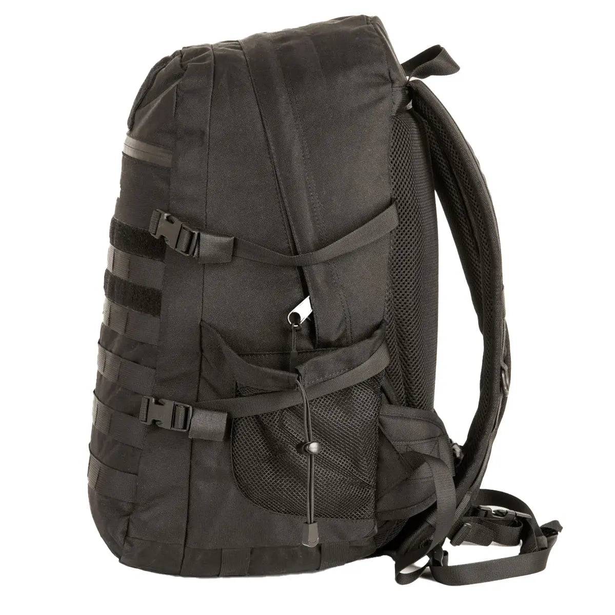 Side view of the Snugpak Xocet 35L Rucksack in black, showcasing adjustable straps, mesh side pockets, and ergonomic padded shoulder straps.