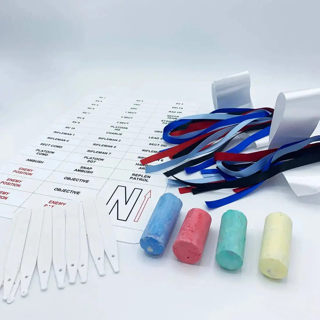 Army Commanders Orders Model Kit includes chalk, ribbons, plastic markers, and command card for field strategy in camping and hiking scenarios.