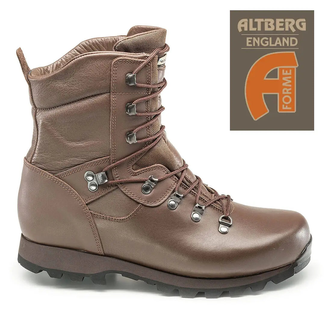 Altberg Tabbing Military Boot with AForme badge