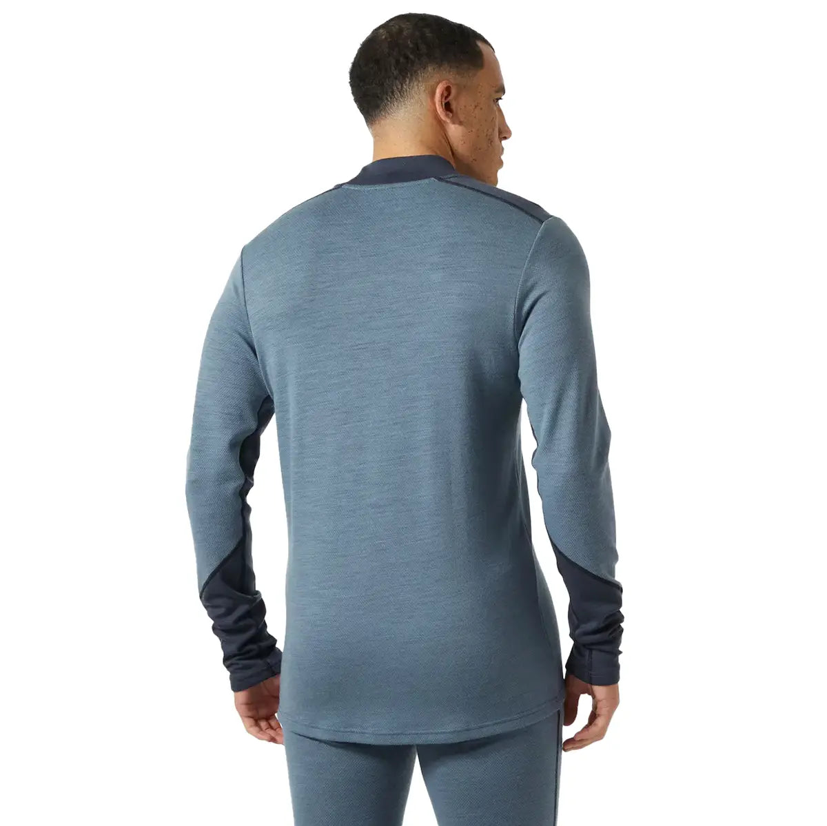 Back view of Helly Hansen Lifa Midweight Logo Merino Base Layer highlighting ergonomic seam placement and extended length for coverage.