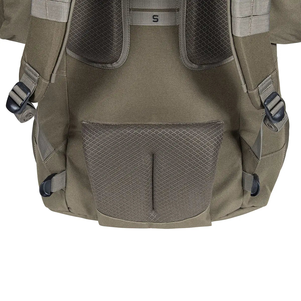 Lower back padding and mesh ventilation panel of Highlander Forces Elite 88L Pack, designed for comfort during long hikes.