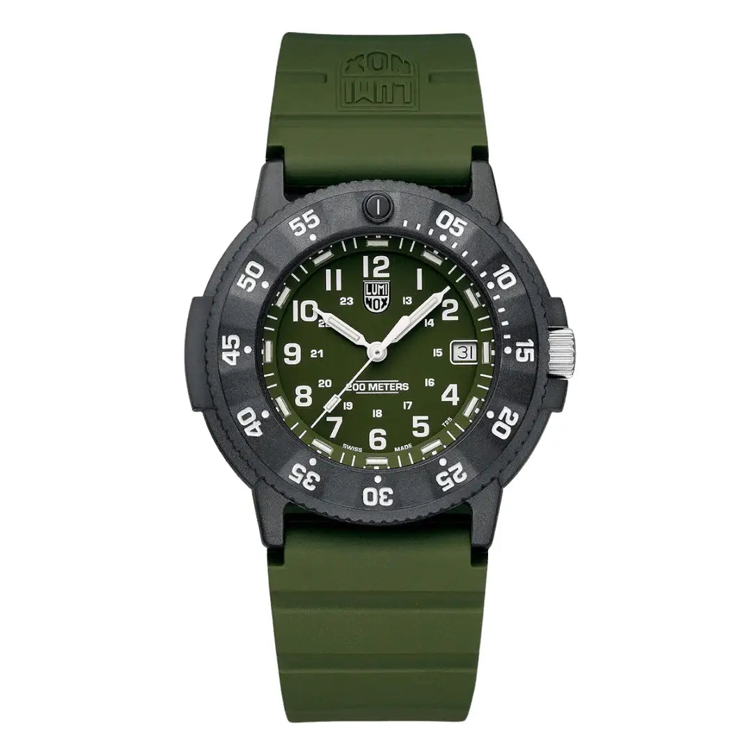 Luminox Original Navy Seal 3001 Dive Watch 43mm XS.3013.EVO.S with green dial and strap, black bezel, and 200m water resistance.