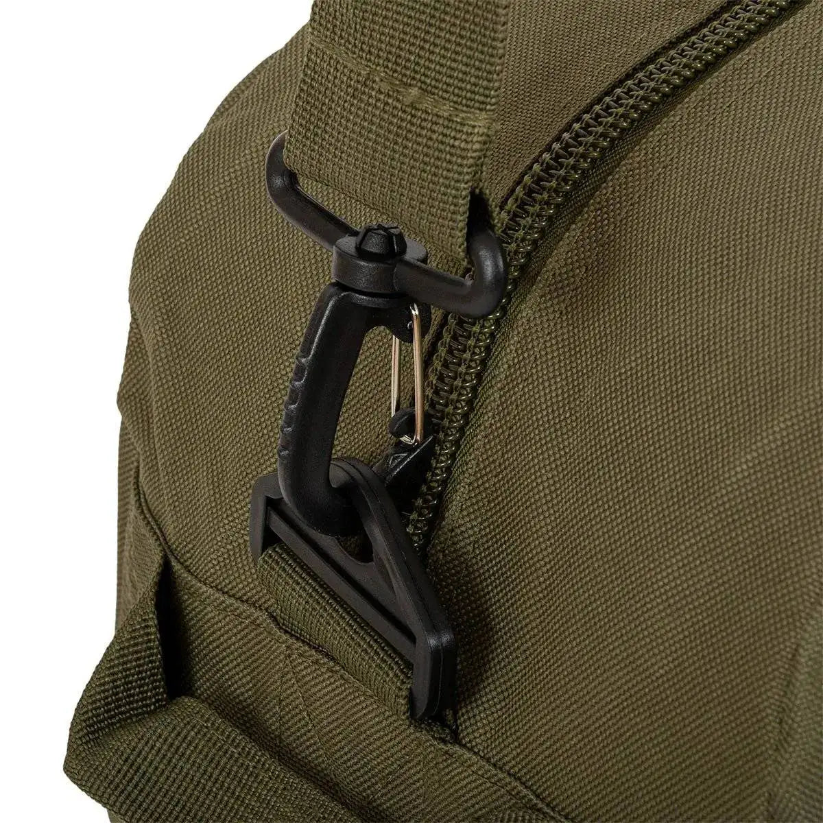 Close-up of Highlander Cargo 45L Holdall Bag's sturdy plastic clip and reinforced stitching, ensuring durability and secure fastening.  from  John Bull Clothing 
