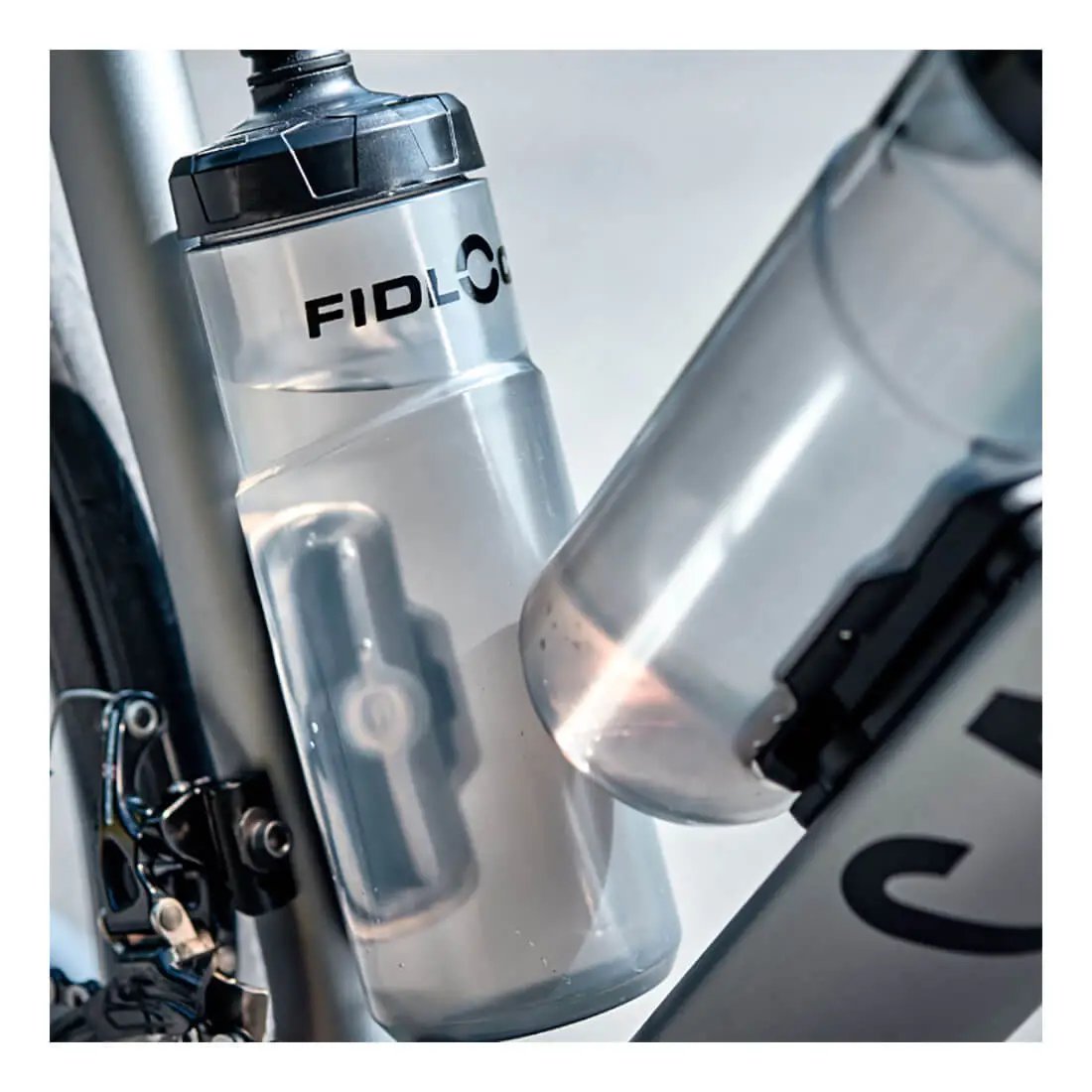Fidlock Twist Bottle and Bike Mount with 600ml Clear Bottle - John Bull Clothing